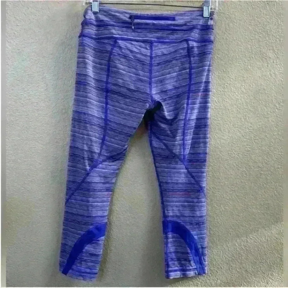 Lululemon- Run: Inspire Crop 11 *All Luxtreme Space Dye Twist... Size 8 EUC! - Picture 6 of 9
